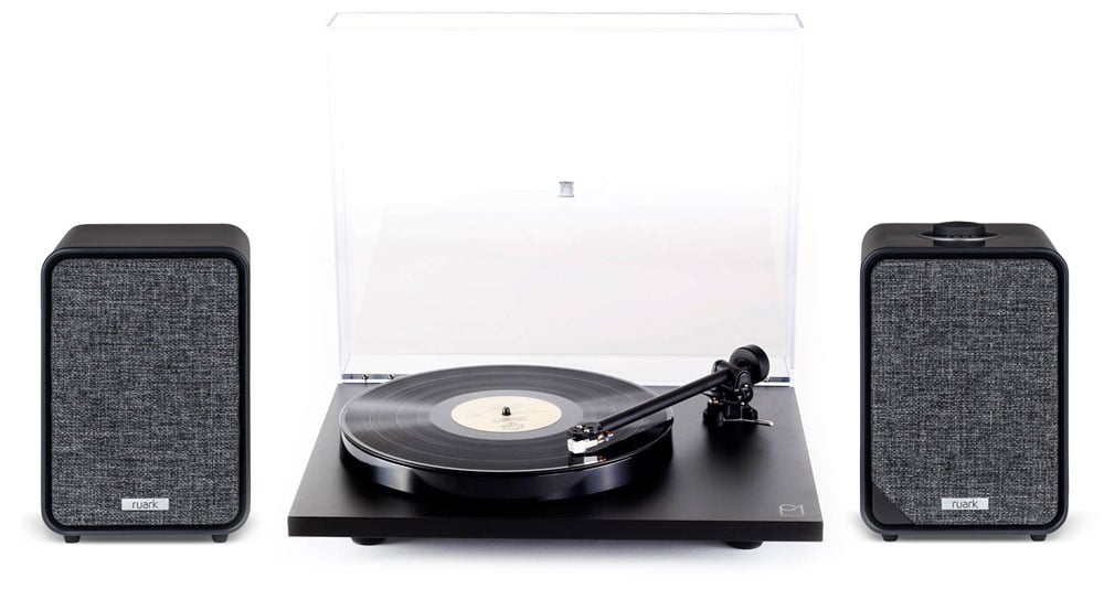 Rega Planar 1 + Ruark MR1 Speakers in black